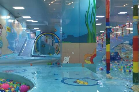 一一吖吖婴儿游泳馆——提供更科学的水育课程，提供更高质的服务
