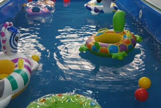 萌宝辣妈婴儿游泳馆——致力于0-6岁婴幼儿洗澡、游泳、抚触按摩