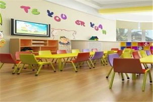 青岛幼儿园——从而从根本上提升学习效果和学习成绩。
