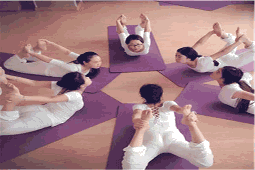 禪逸瑜伽培训——把更开心，更健康，及更平稳的生活带给大家