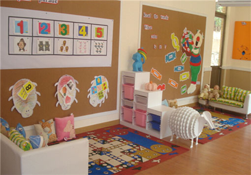 东方实验幼儿园——让孩子感兴趣的现象与问题，激发儿童主动学习的兴趣