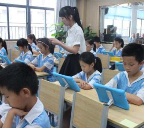 中国统一教育网——专业资深的教师团队，独特新颖的教学管理模式