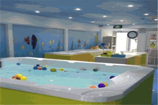 小海星婴儿游泳馆——“顾客至上、质量为本”的发展模式