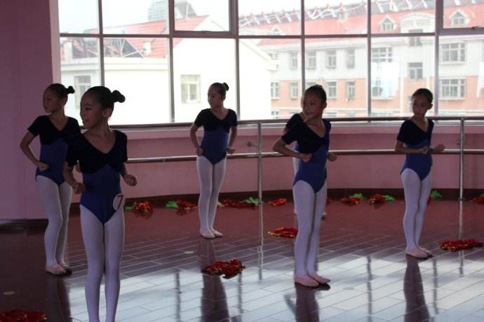 舞之源舞蹈培训中心——让孩子于轻盈舞姿之中感受美好