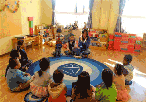 宝宝秀幼儿园——智慧、快乐、勇敢办学精神