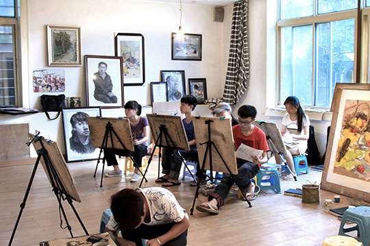 佳艺树人画室——画室教师均来自中央美术学院及各大艺术院校