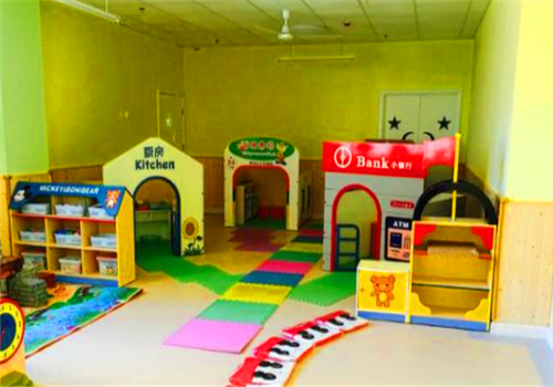 七色阳光幼儿园——坚持早期智力开发、坚持纯正英语教育、坚持幼儿养生教育