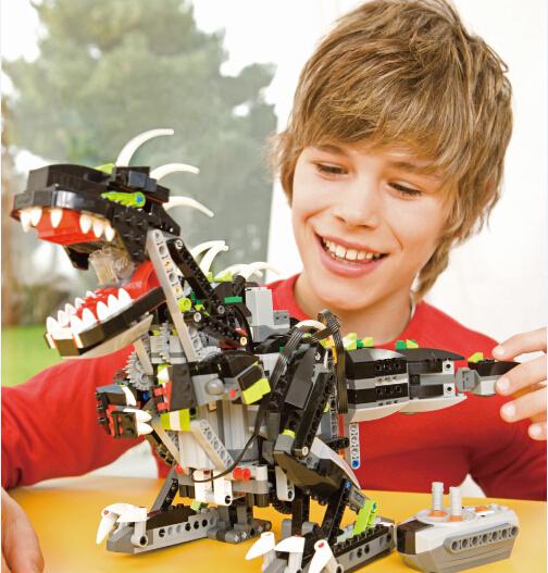 乐学乐创机器人教育——激发孩子们的学习兴趣，充分发挥每个孩子的想象力