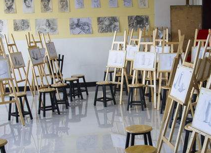 启典东方画室——致力于零基础成人美术培训和青少年美术培训