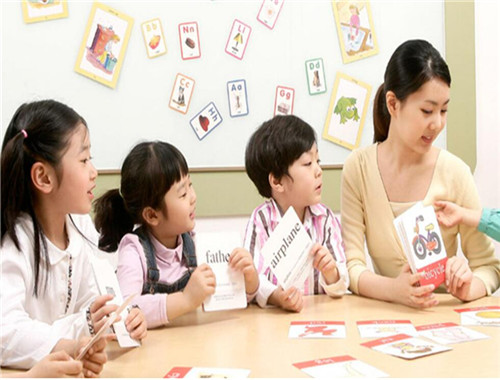 以琳幼儿园——增设国际外语教学、艺术类特色及右脑思维训练课程