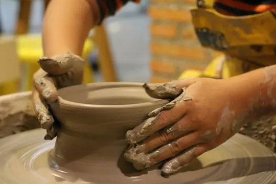 儿童手工陶艺乐园加盟