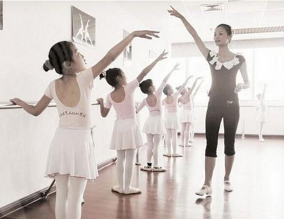 舞悦舞蹈培训中心——高雅、自信、快乐、健康从小带给孩子