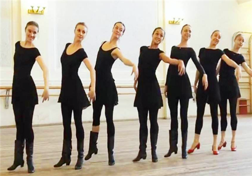 欧艺博舞蹈学校——专业师资，专业教学，组织学员参加专业等级考级