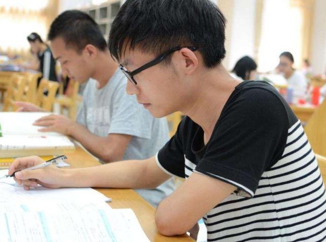 阳光家教中心——全力塑造中国最好的教育加盟品牌