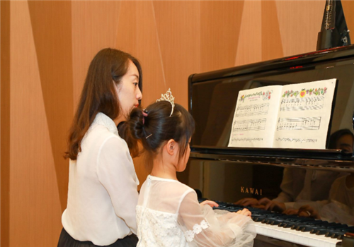 卓诣少儿音乐艺术中心——树立卓越品牌，打造中国一流优质音乐教育机构