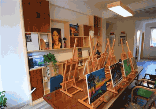 拉斐尔画室——通过不同层次的美术学习，培养孩子的艺术素养