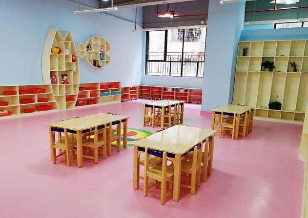 美加重庆英语学校——不断创新、锐意进取，力争以最好的教学效果