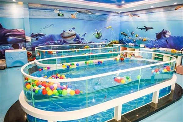 多多爱婴儿游泳馆——拥有生产、销售、服务一条龙专业服务的团队。