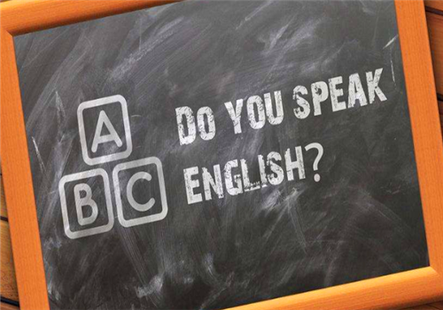 咪卡学科英语——全英文授课，外教参与;严格控制母语，培养英语思维