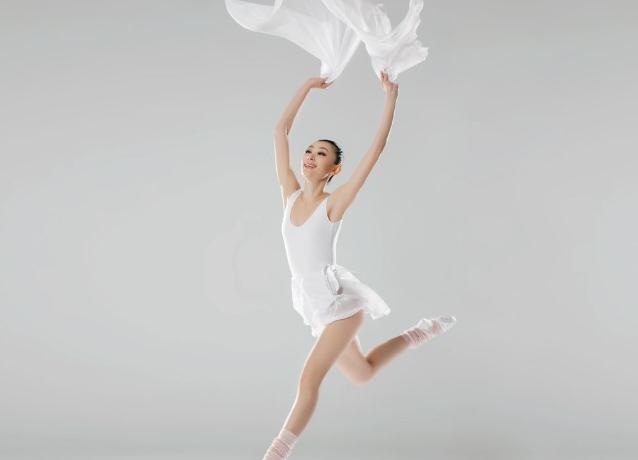 金芭蕾艺术培训中心——成人健身娱乐舞蹈教学课程培训