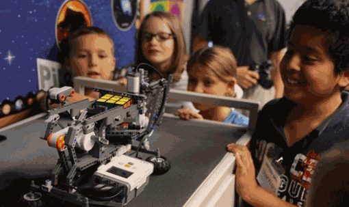 比特教育——专业的机器人教学理念，培养孩子的综合实践能力