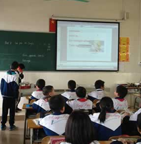 黄冈中学网校——以高科技手段实现黄冈中学优质教育资源的共享