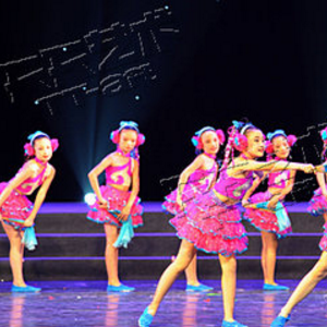 吉美舞蹈——让舞蹈成为孩子受益一生的教育。