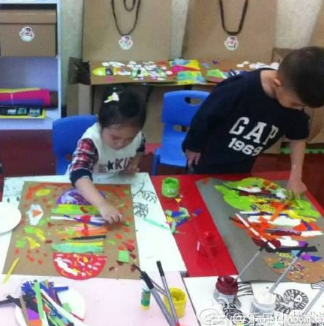 乐乐牛艺术教育——以即兴互动的方式营造快乐学习的氛围，激发孩子的创造力