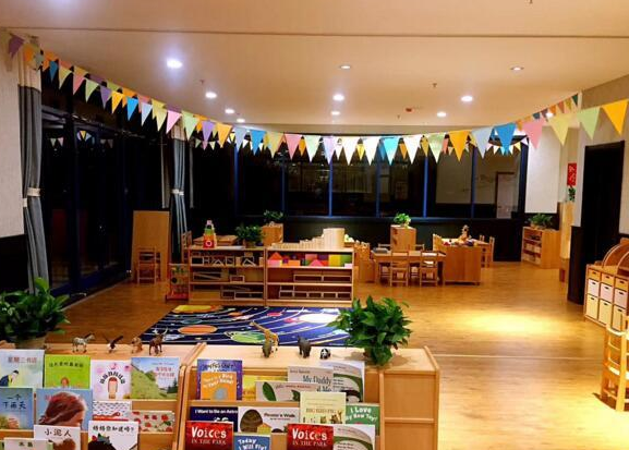 京师宝宝——业务涵盖婴幼儿早教、幼儿园、商学院等多个领域