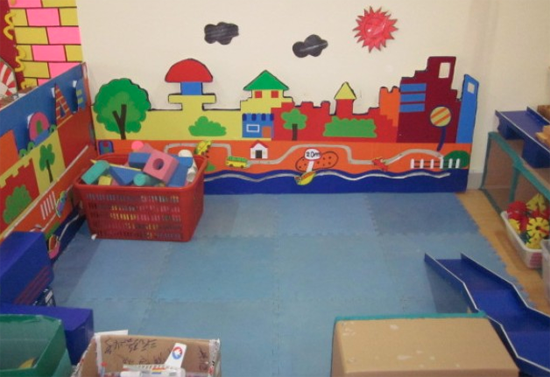 童心双语幼儿园——打开幼儿园教育的围墙，从此让孩子热爱生活