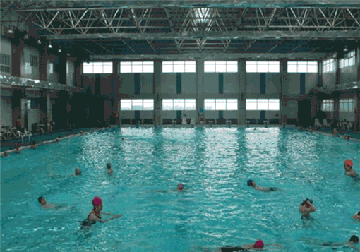 泡泡堂婴儿游泳馆——室温、水温、湿度严格达到统一标准