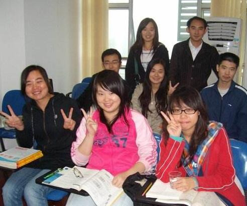 新中语教育——细致入微的课后辅导，个性化的学习内容