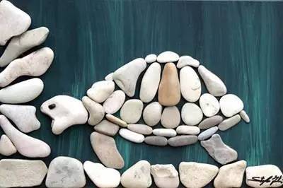 用石头拼成的乌龟