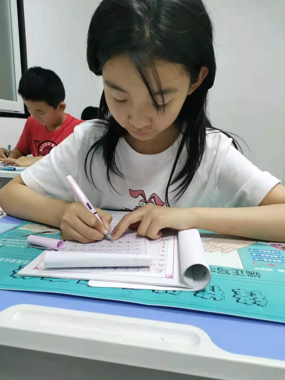 硬笔书法握笔的发力技巧