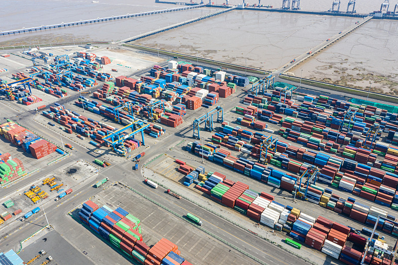 中国贸促会副会长张慎峰出席中国参展2022年荷兰阿尔梅勒世园会发布会