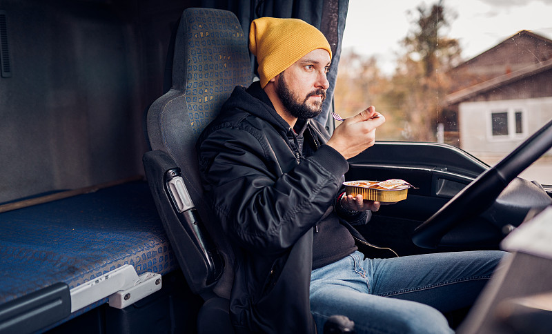 美国快递的价格,美国快递的价格怎么算