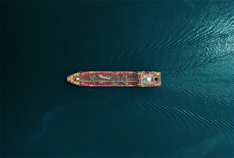 中国贸促会副会长张慎峰出席第五届“一带一路”服务贸易合作论坛