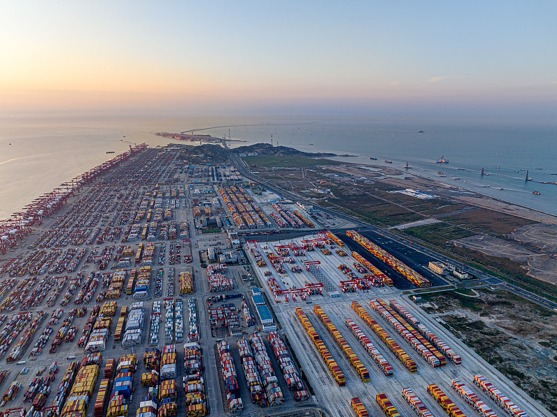 为了这些美食，迪拜世博会游客在中国馆前排起长队