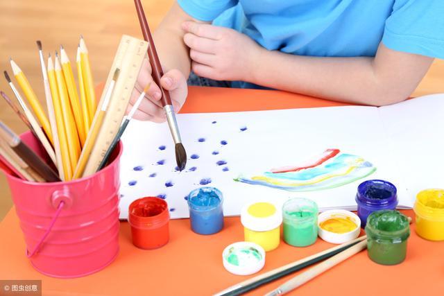 学习儿童美术，学到的不仅是画画技法。