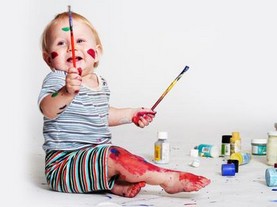 宝宝可以用绘画的方法表达自我