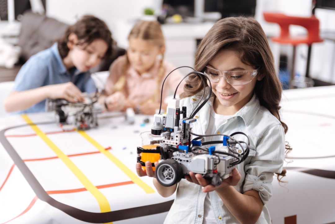 机器人教育编程教育究竟对孩子升学有那些帮助