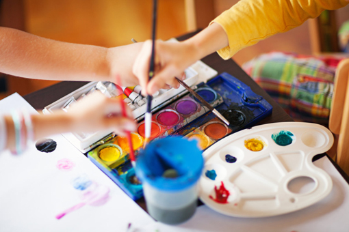 孩子学画画会影响学习吗？到底应不应该让孩子学画画？