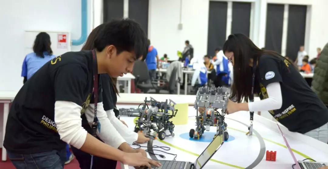【教育部发声】为何机器人教育、编程教育进入中小学成为必修课？