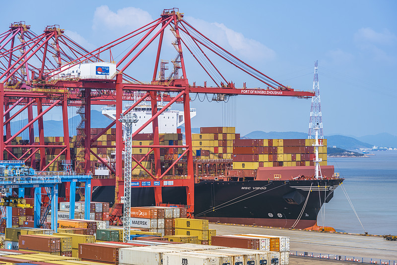 中国货物到美国用海运 是走太平洋还是大西洋合算