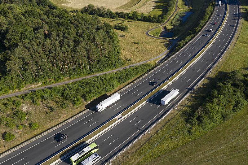 搬家到美国寄行李物流报价及流程