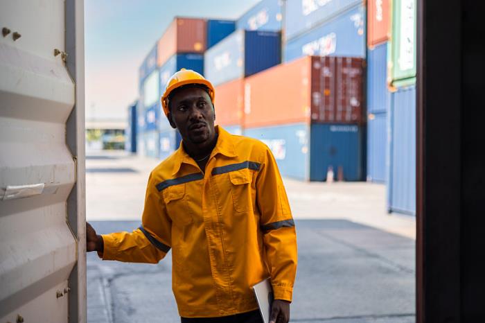 内蒙古国燕青物流有限公司