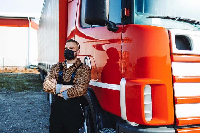 乌海市义诚信物流有限公司