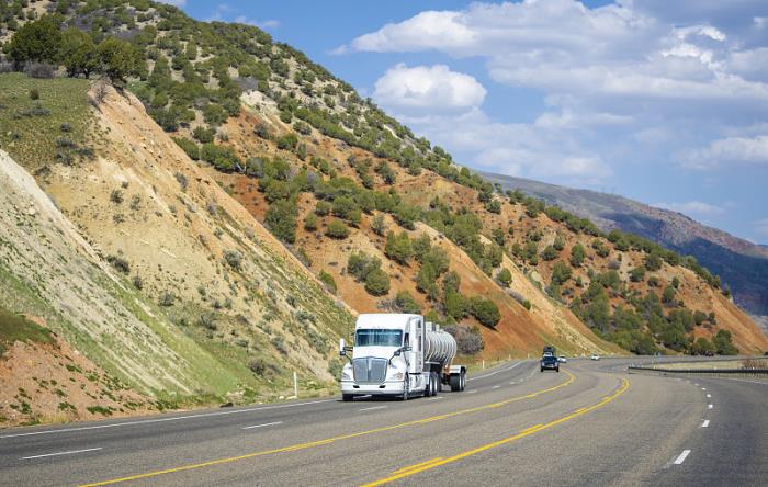 广西鸿晨物流股份有限公司