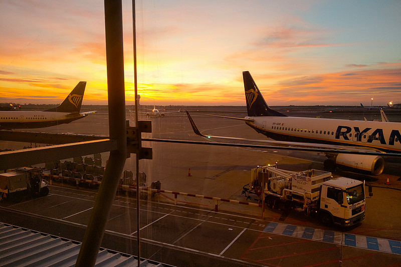 中山市顺亿物流有限公司