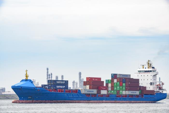 内蒙古鑫顺腾物流有限公司